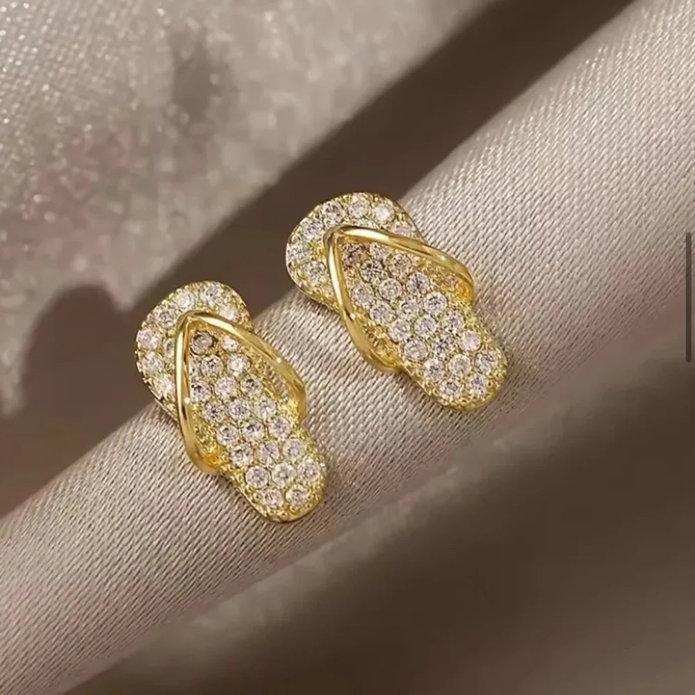 NEW Dainty Flip Flop Rhinestone stud Earrings Minimalist Beach Vaca - Boutique - Picture 3 of 8